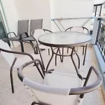 Modern Retreat: 2br Stylish With Comfy Rooms! Smart Tv With 200mbps Internet Lejlighed