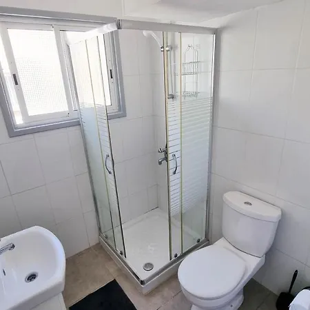 Modern Retreat: 2br Stylish With Comfy Rooms! Smart Tv With 200mbps Internet *