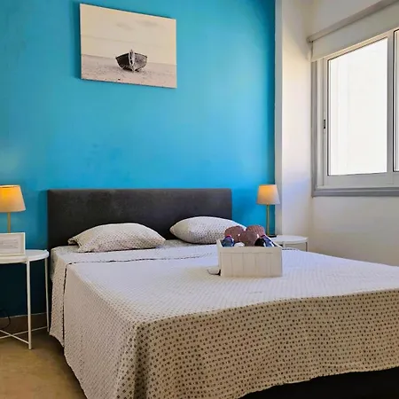 Chic 2Br Apartment Cozy And Modern Stay Ларнака