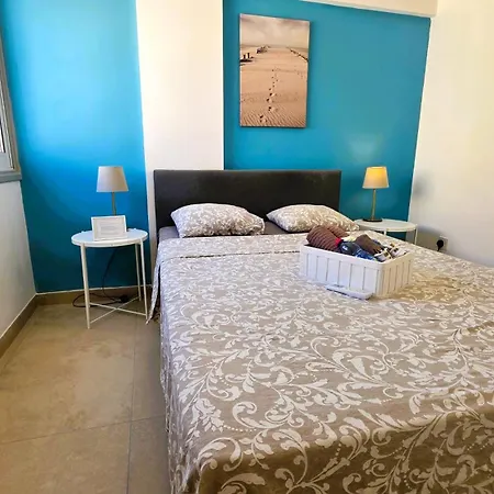Chic 2br Cozy And Modern *